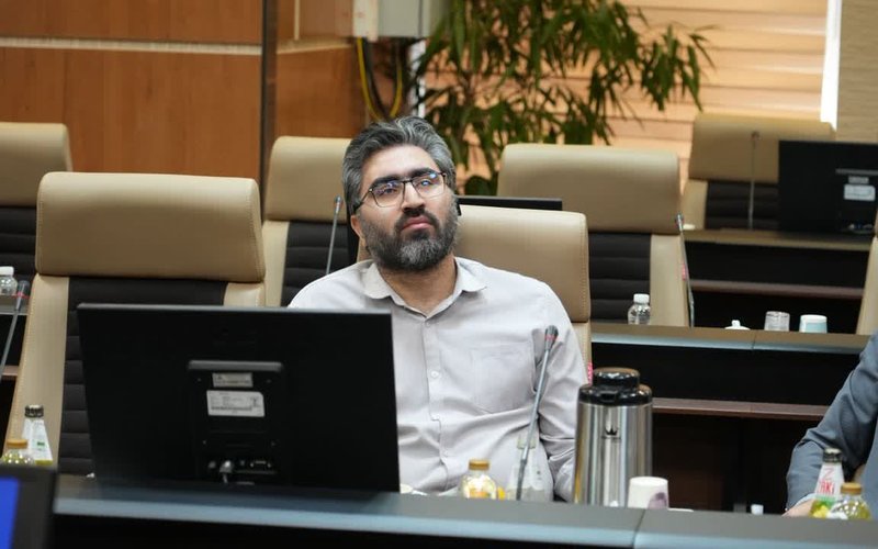 پالایشگاه 13