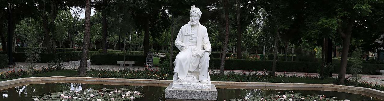 25 اردیبهشت روز بزرگداشت فردوسی