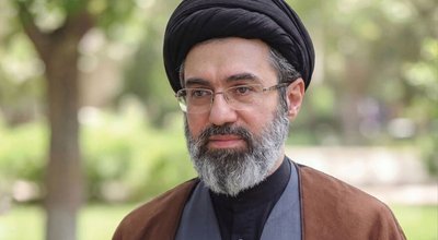 آقا سیدمجتبی حسینی خامنه ای